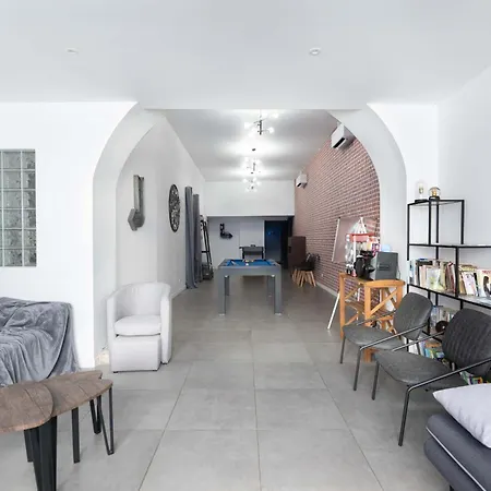 Confortable 4 Etoiles Avec Parking A Seulement 150m Des Thermes De Bains-les-Bains