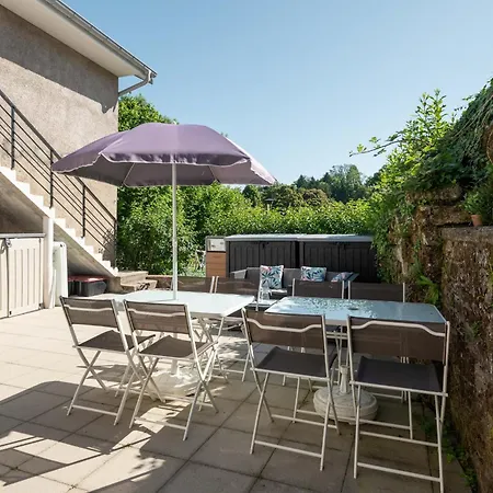 Confortable 4 Etoiles Avec Parking A Seulement 150m Des Thermes De Διαμέρισμα