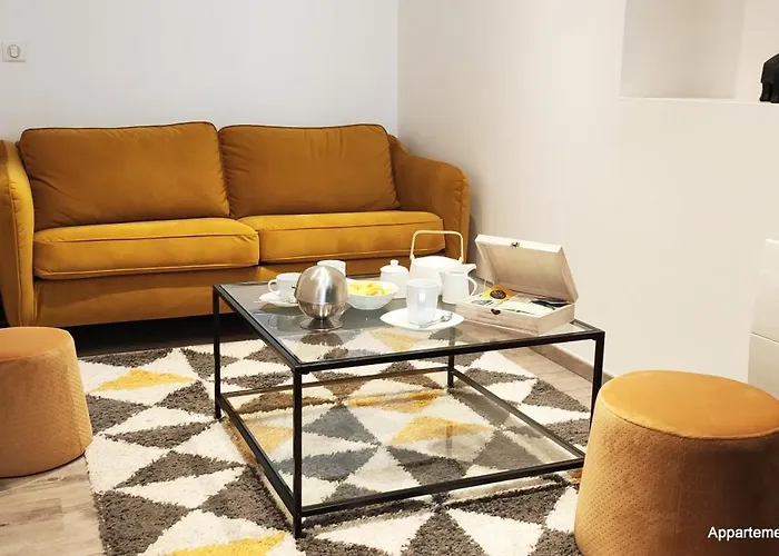 Confortable Appartement 4 Etoiles Avec Parking A Seulement 150M Des Thermes De Bains-Les-Bains Lägenhet Bains-les-Bains