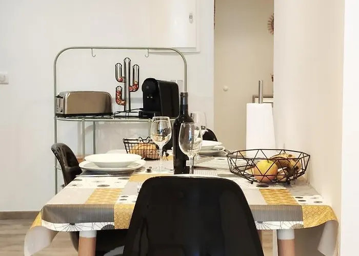 Apartment Confortable 4 Etoiles Avec Parking A Seulement 150m Des Thermes De Bains-les-Bains