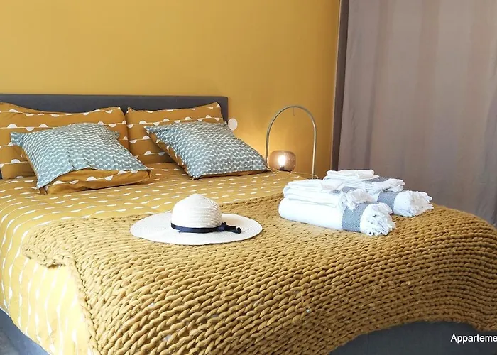 Confortable 4 Etoiles Avec Parking A Seulement 150m Des Thermes De Apartment