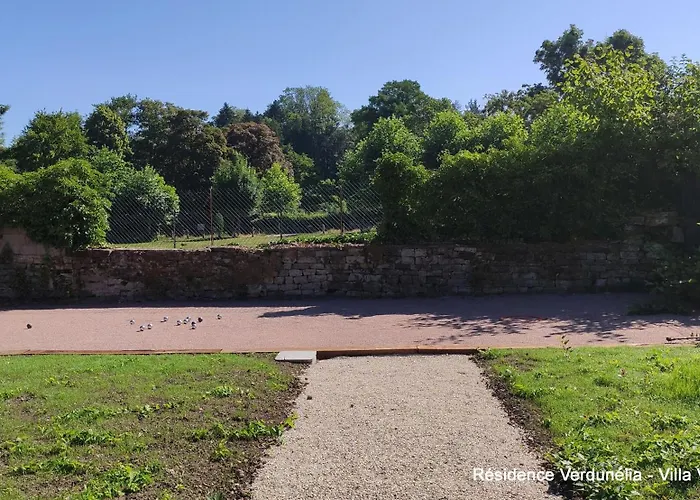 Confortable 4 Etoiles Avec Parking A Seulement 150m Des Thermes De *