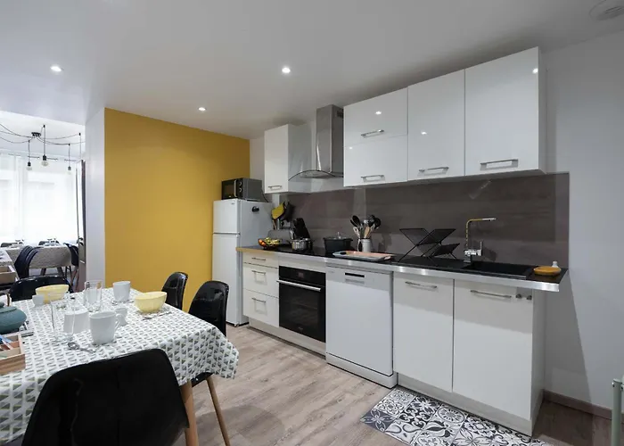 Confortable 4 Etoiles Avec Parking A Seulement 150m Des Thermes De