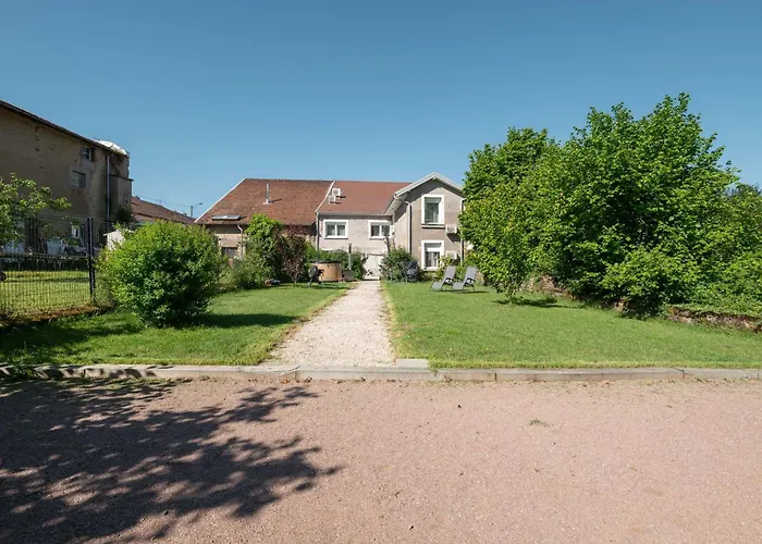 Confortable 4 Etoiles Avec Parking A Seulement 150m Des Thermes De Apartment *