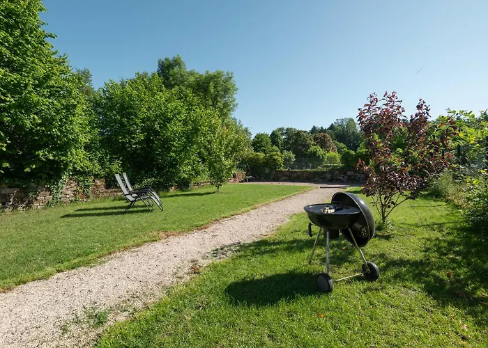 Confortable 4 Etoiles Avec Parking A Seulement 150m Des Thermes De Bains-les-Bains